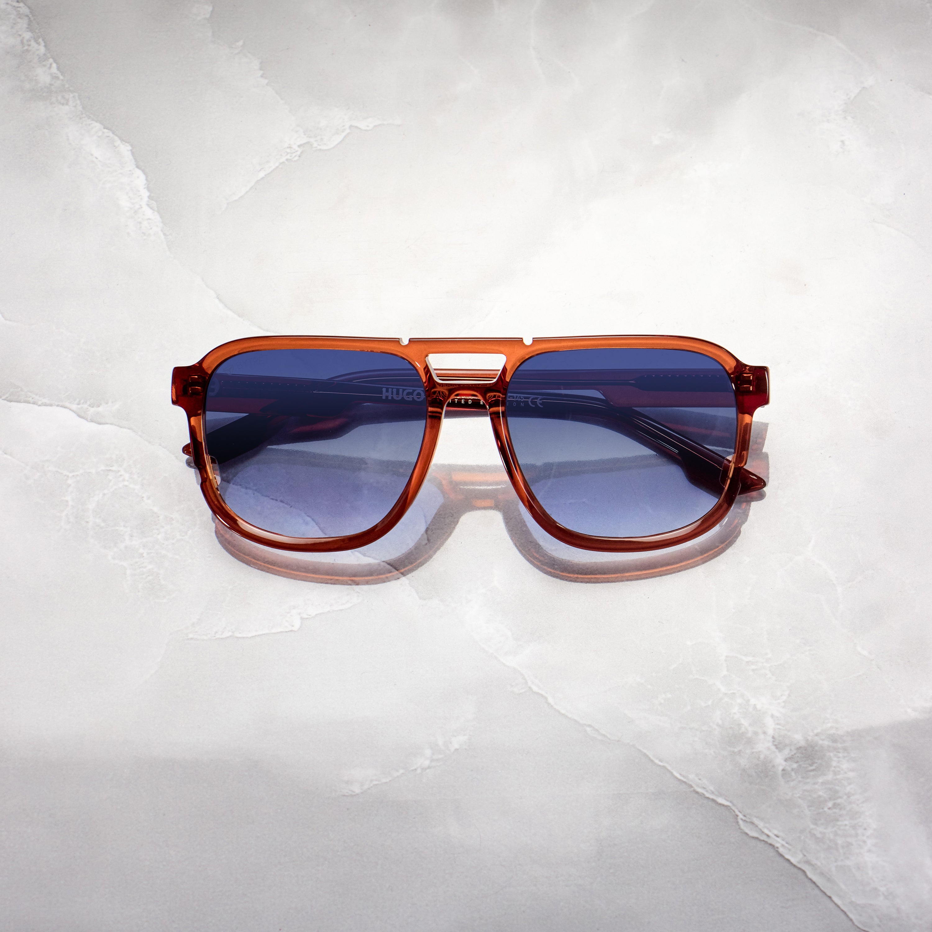HUGO BROWN BLUE