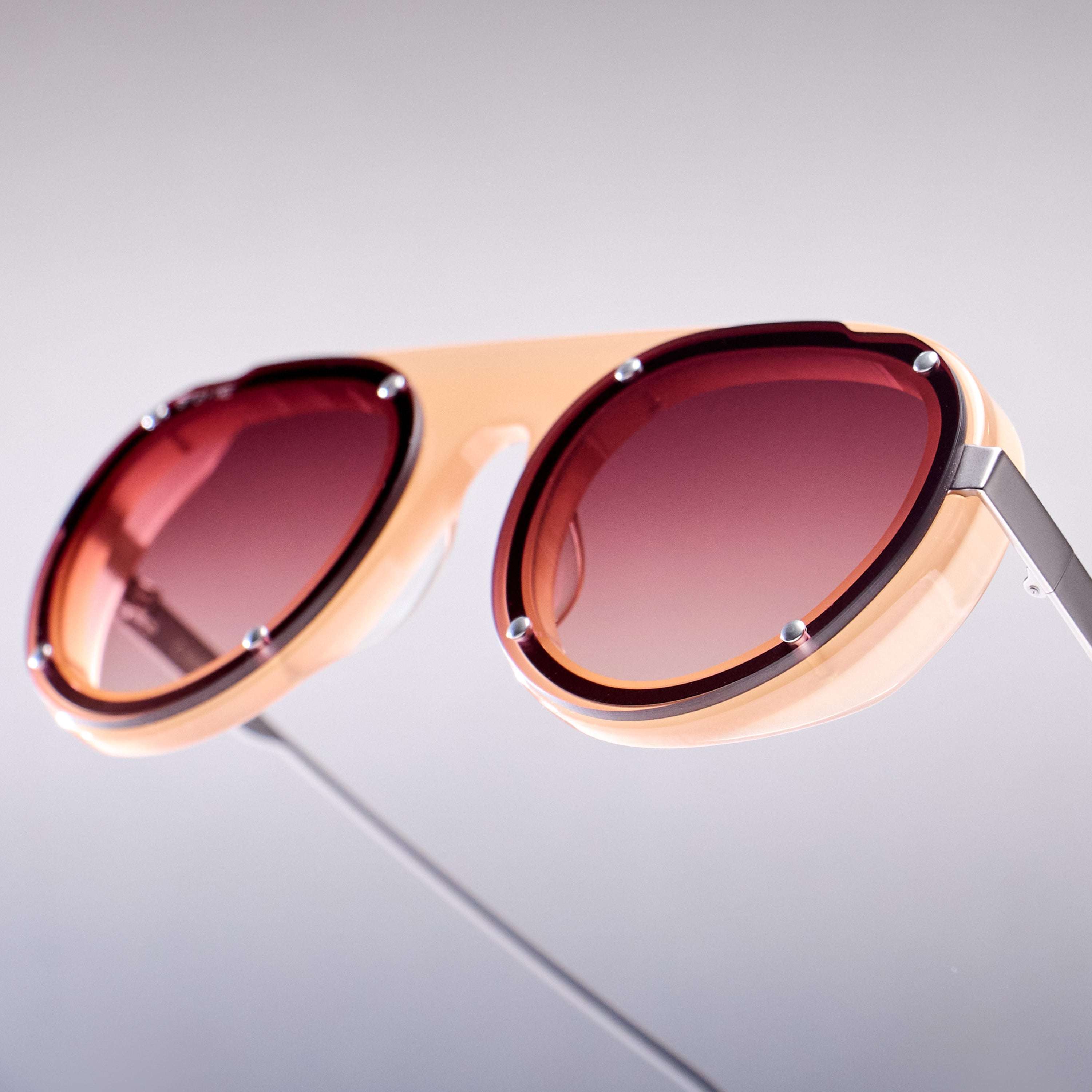 CASIUS BEIGE REDWINE