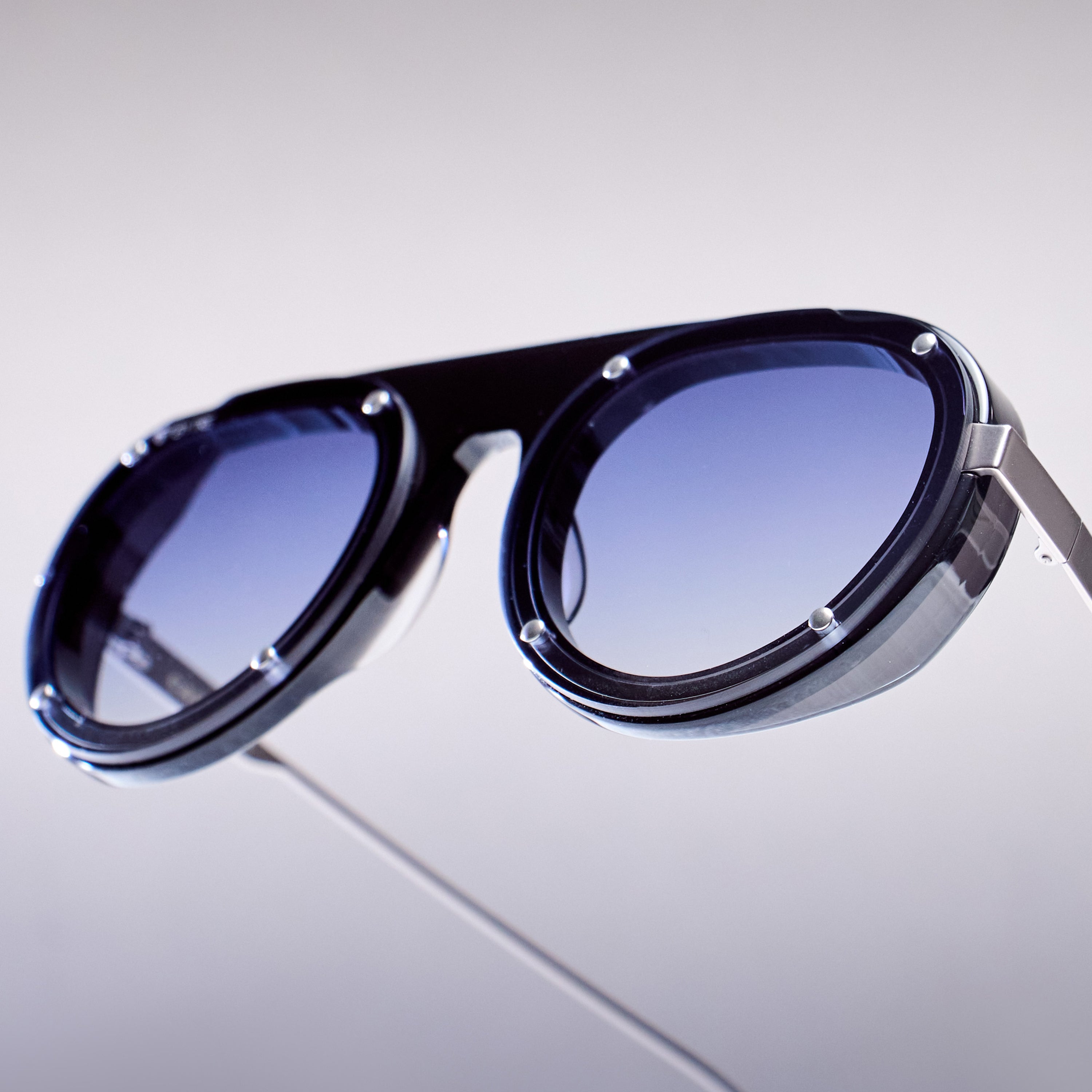 CASIUS BLACK BLUE