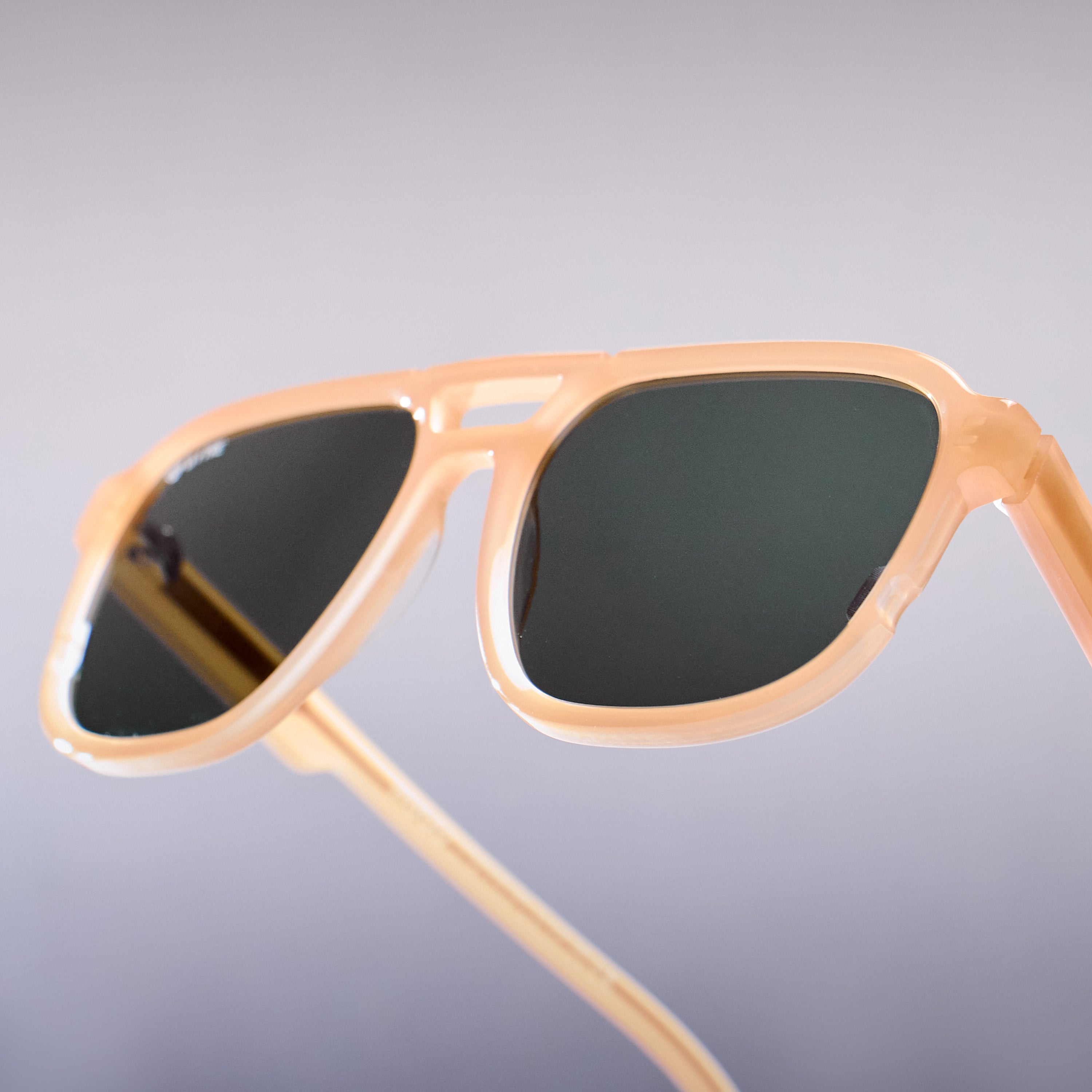 HUGO BEIGE GREEN