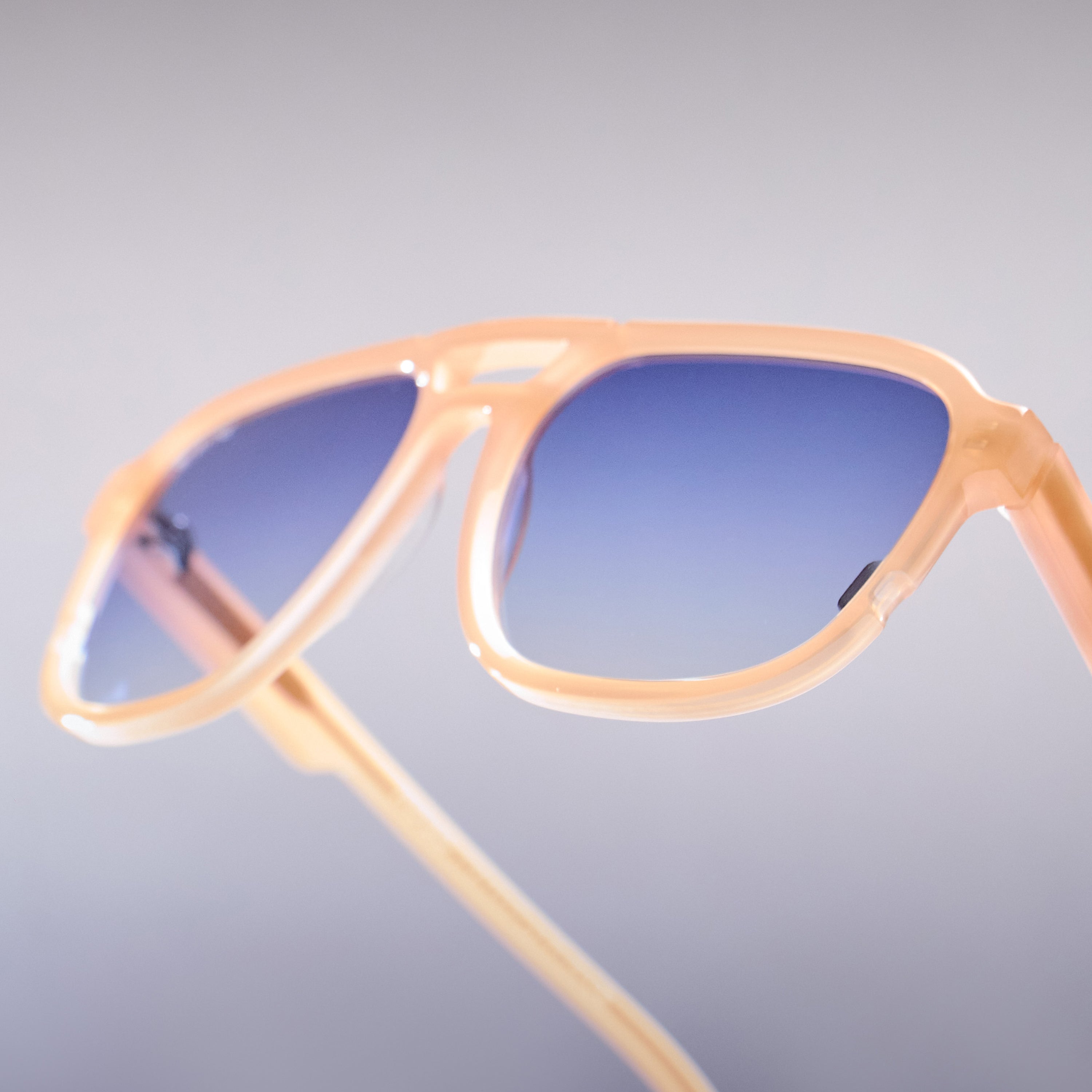 HUGO BEIGE BLUE