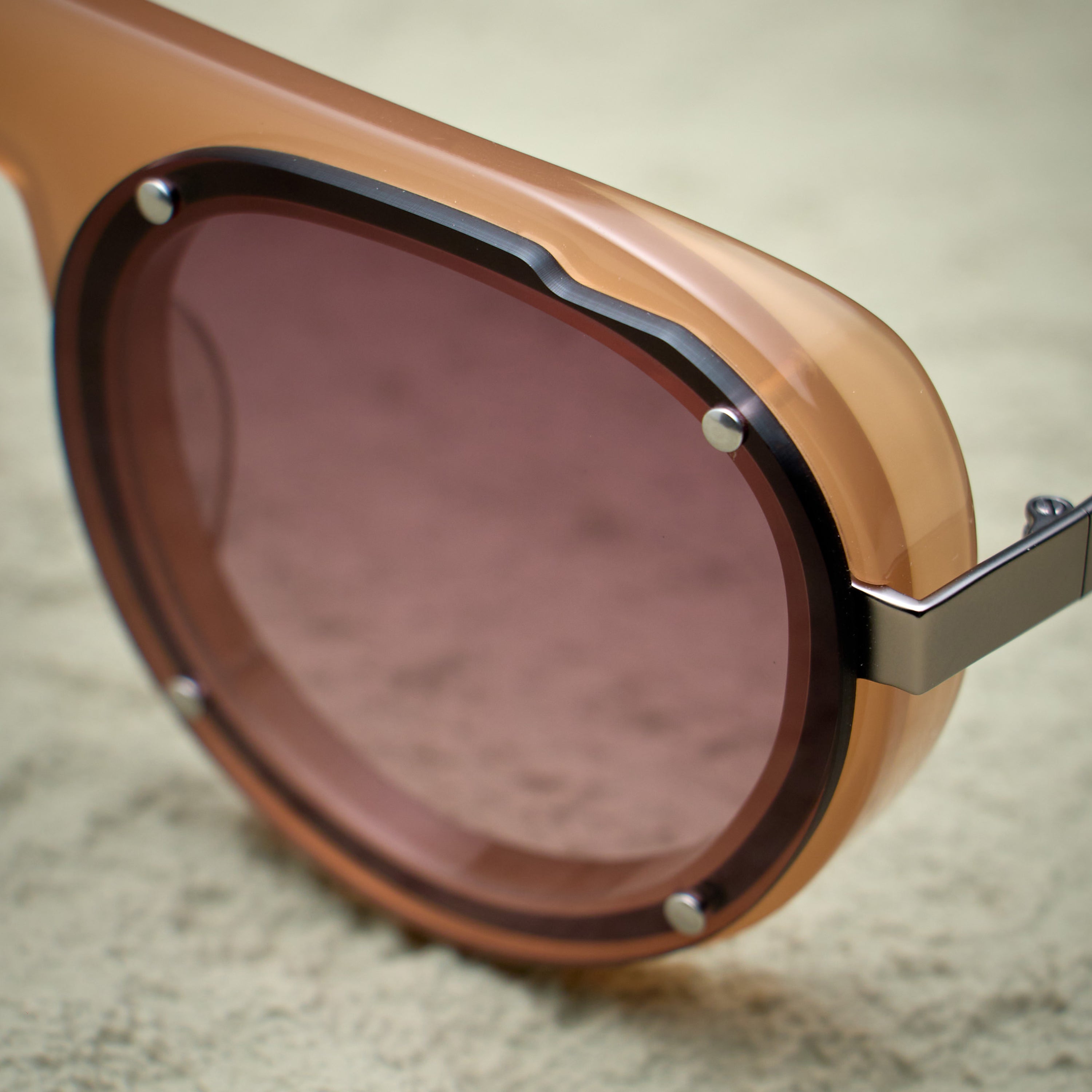 CASIUS BEIGE BROWN